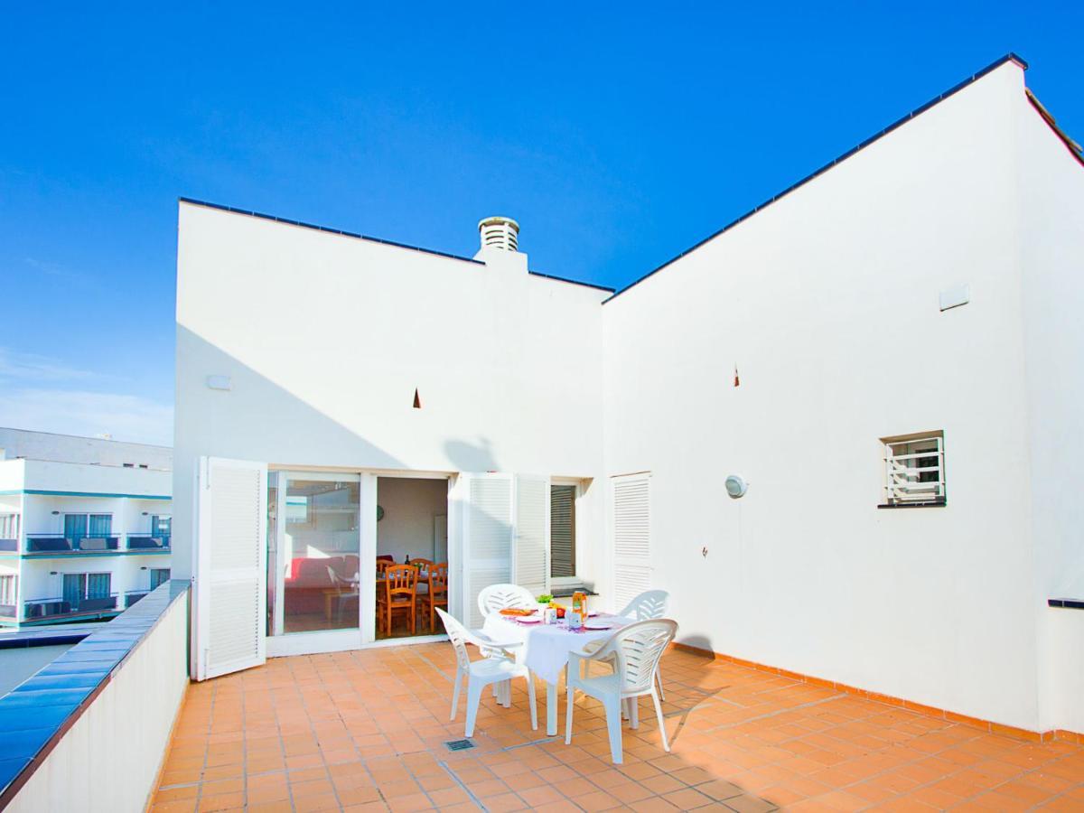 Apartment Platja De Roses-6 By Interhome Exteriér fotografie